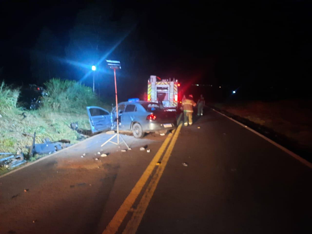 Quatro pessoas morrem e quatro ficam feridas em acidente na PR-082