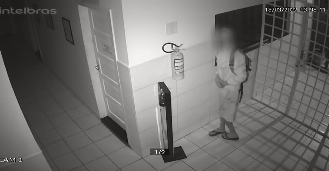 Colégio estadual é invadido e tem tablets furtados, em Nova Esperança