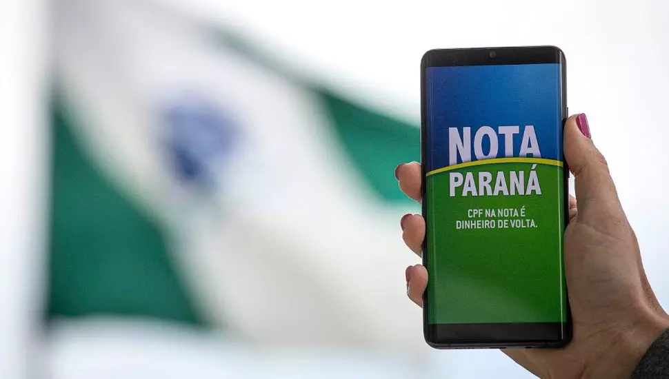 Pela 1ª vez, ganhadora de R$ 1 milhão do Nota Paraná é de Maringá