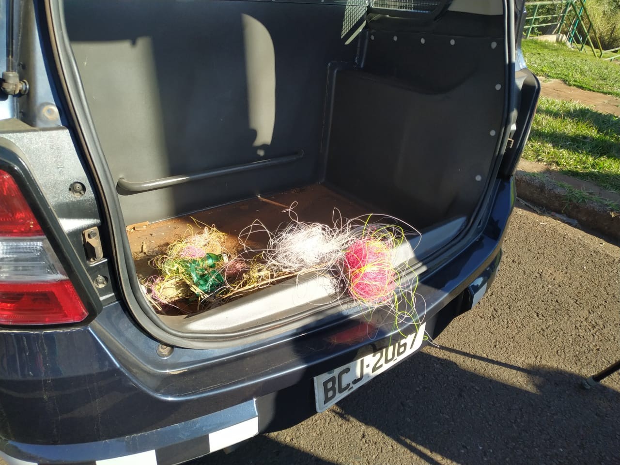 Força-tarefa apreende carretéis de cerol e notifica pais