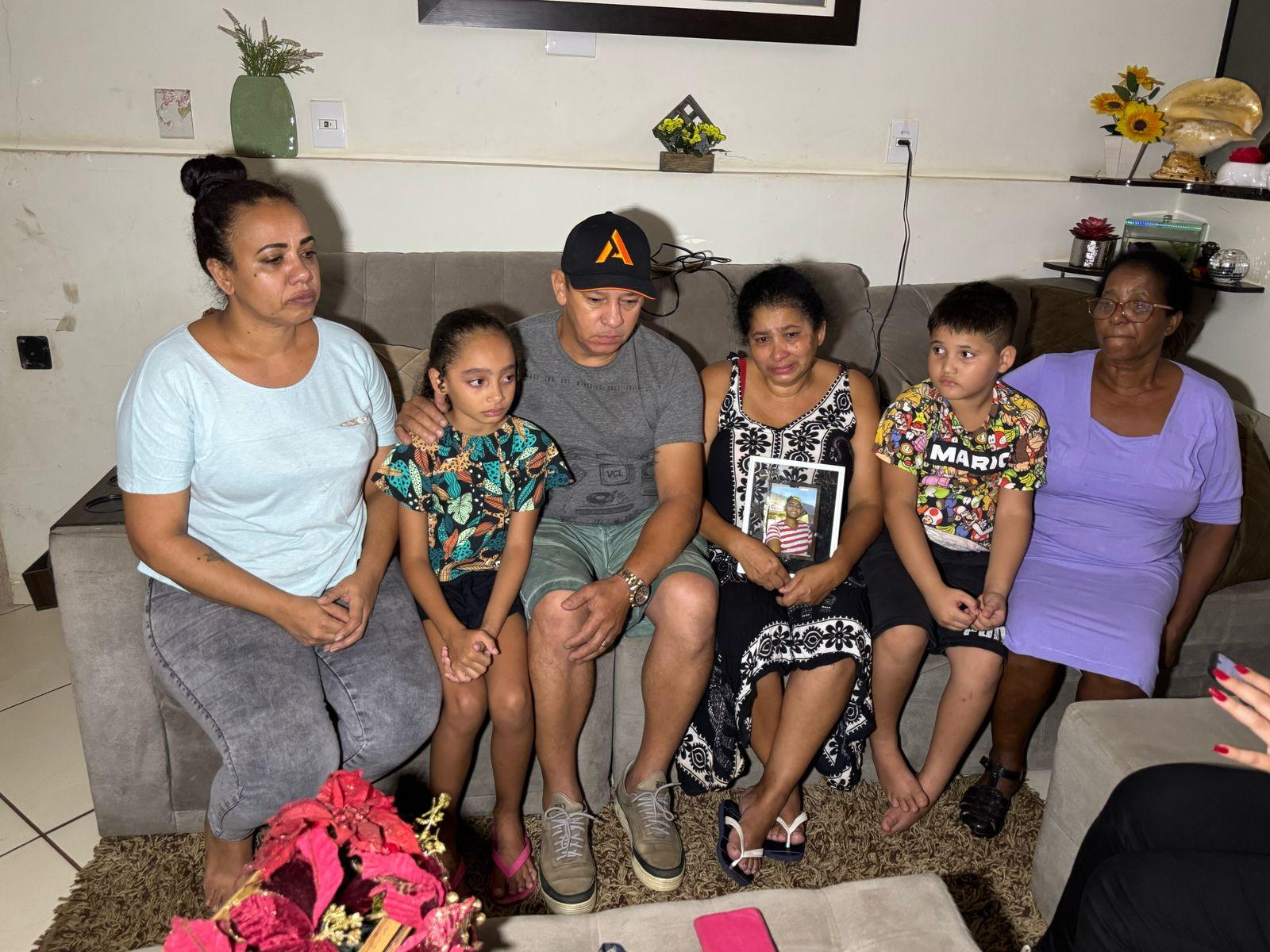 Barman é morto a pedradas a caminho do trabalho; autor do crime está preso