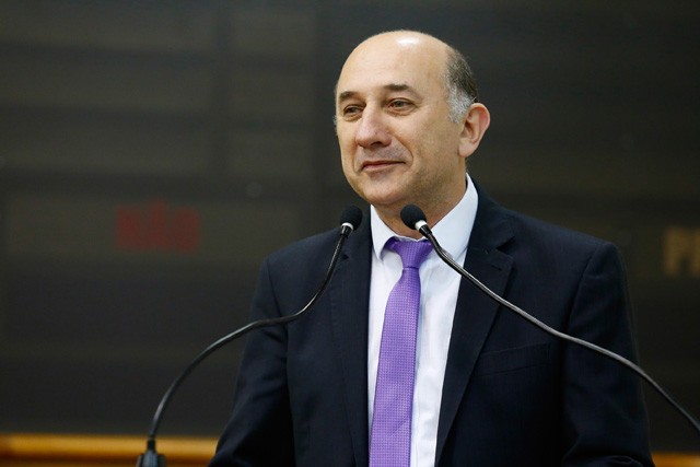 Prefeito em exercício, Edson Scabora faz balanço sobre o vale-alimentação