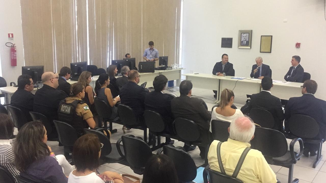 TRE-PR quer se aproximar de jovens que não são obrigados a votar