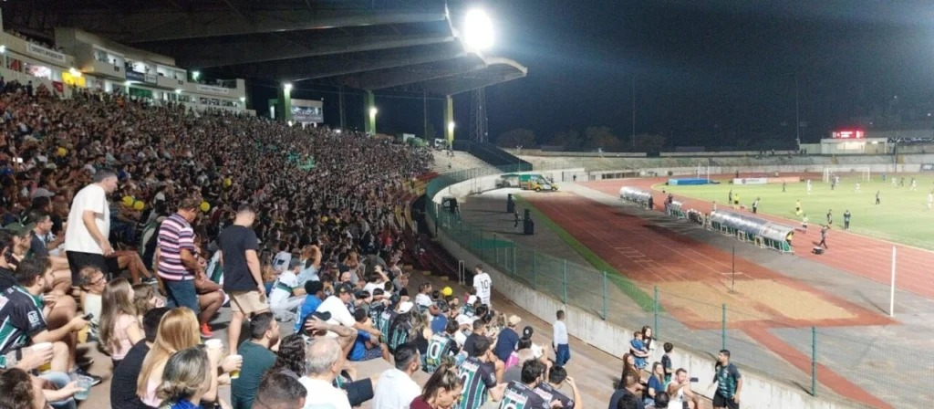 Observatório Social pede impugnação de concorrência para manutenção do gramado do Willie Davids