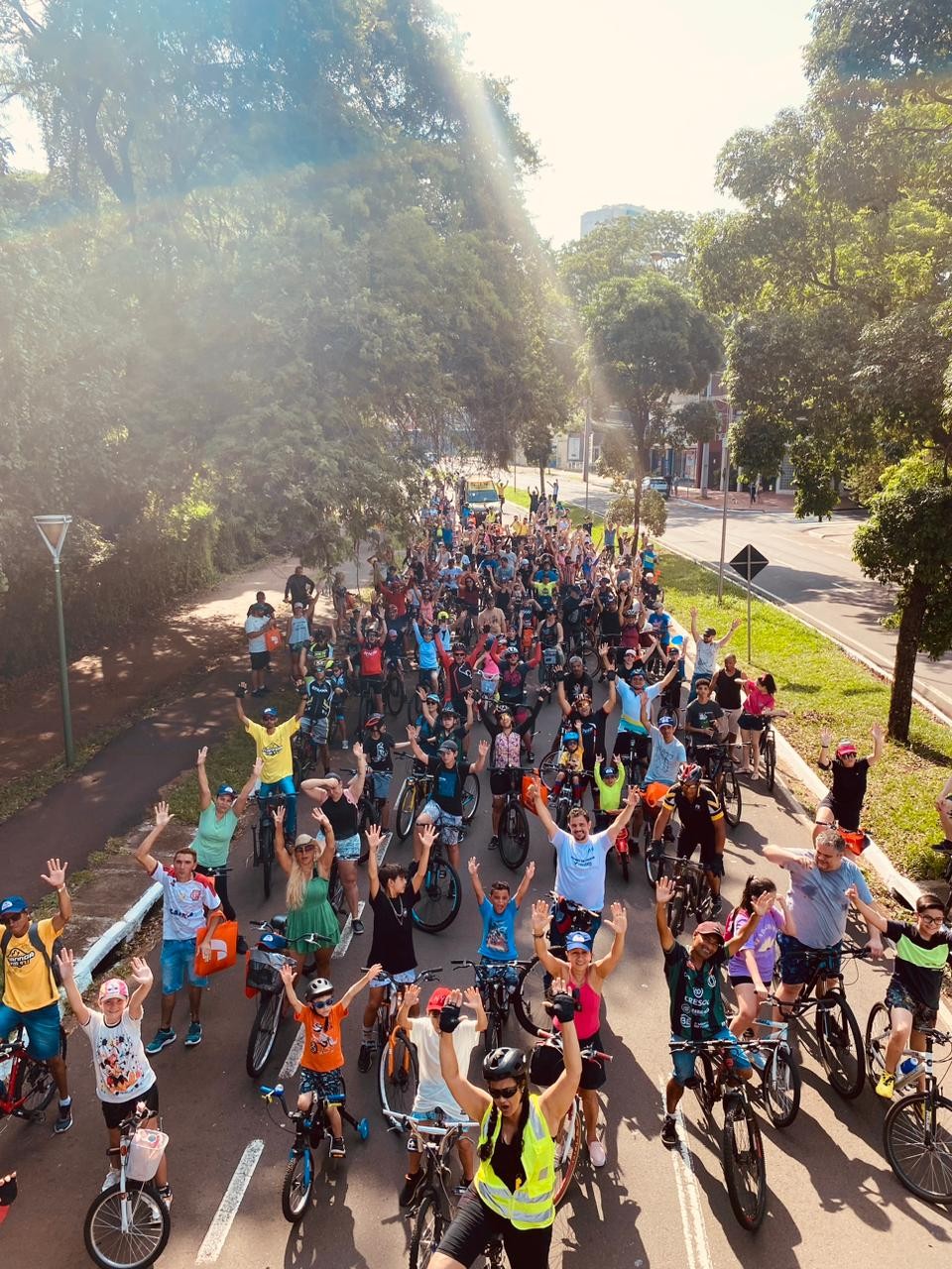 Passeio Ciclístico da Primavera movimenta o domingo dos maringaenses