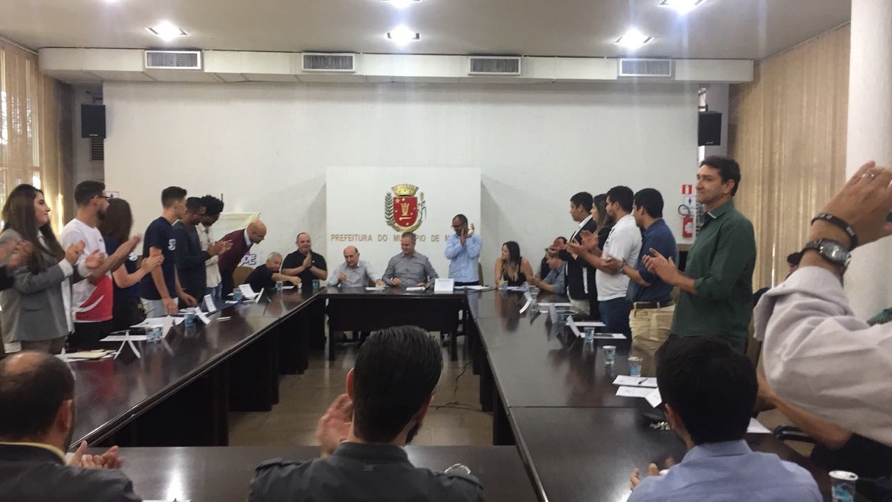 Conselheiros da Juventude são empossados em Maringá