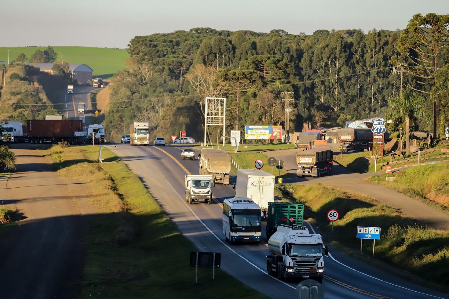 PRF registra seis mortes no Paraná durante operação, três no noroeste