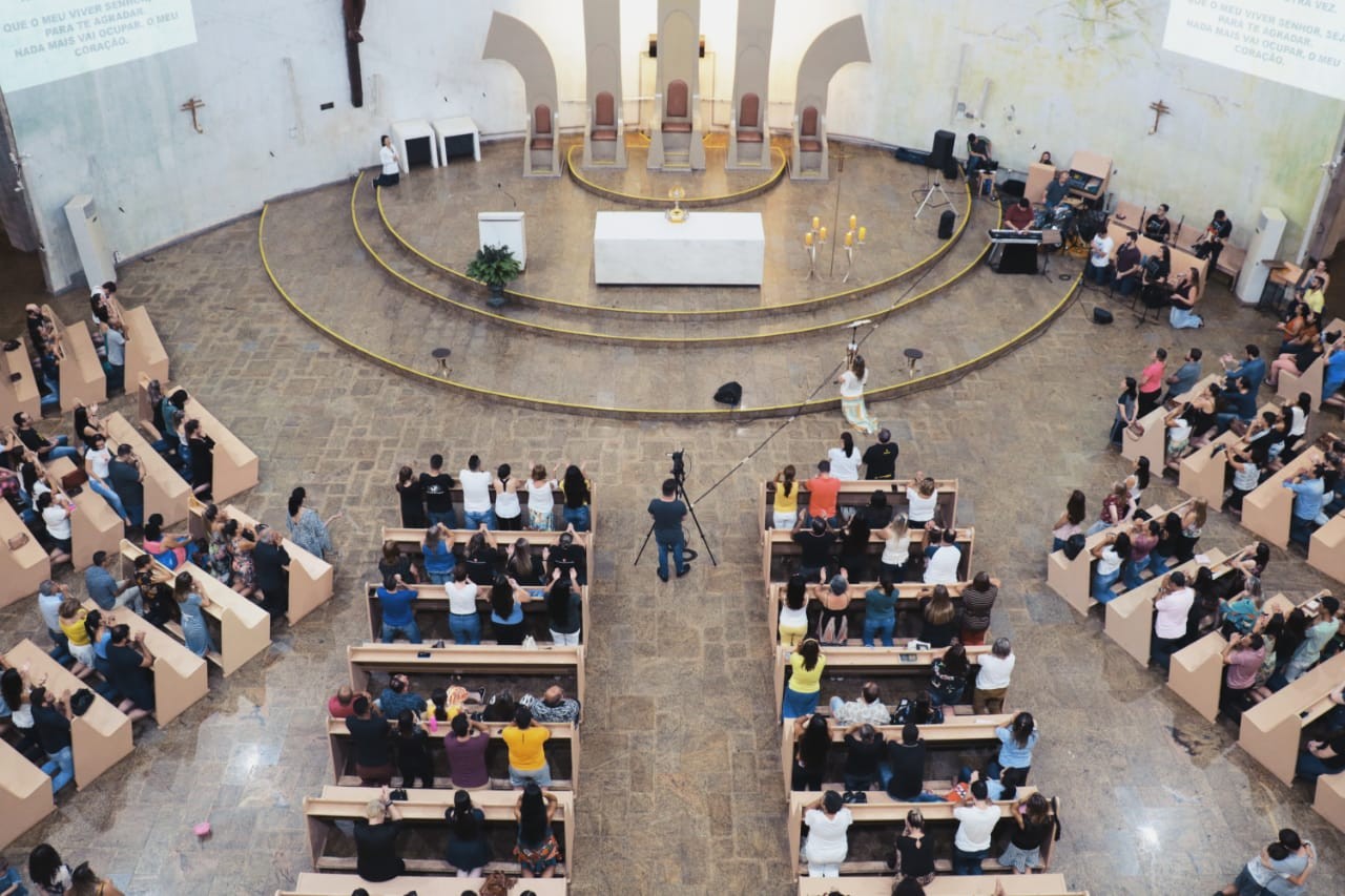 Evento arrecada recursos para projetos do grupo missionário Raio de Luz