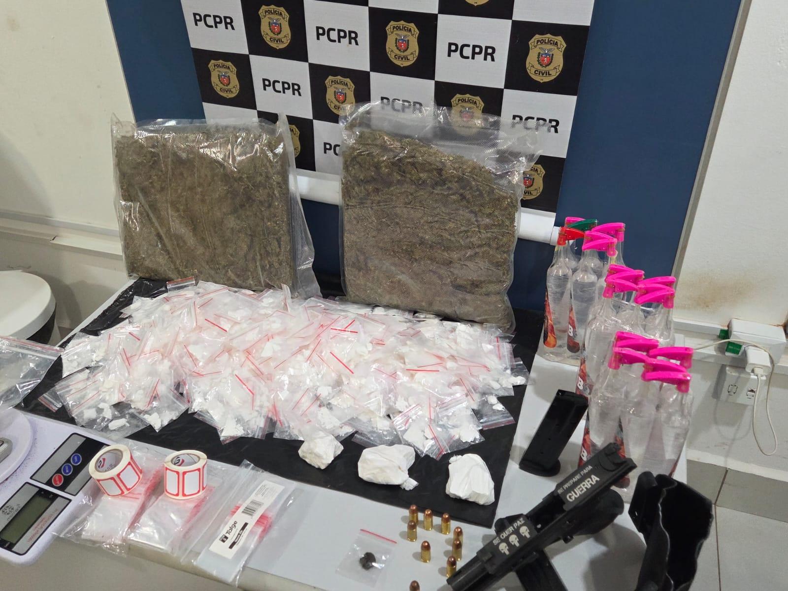 Suspeito é flagrado prestes a entregar cocaína na Avenida Carlos Borges