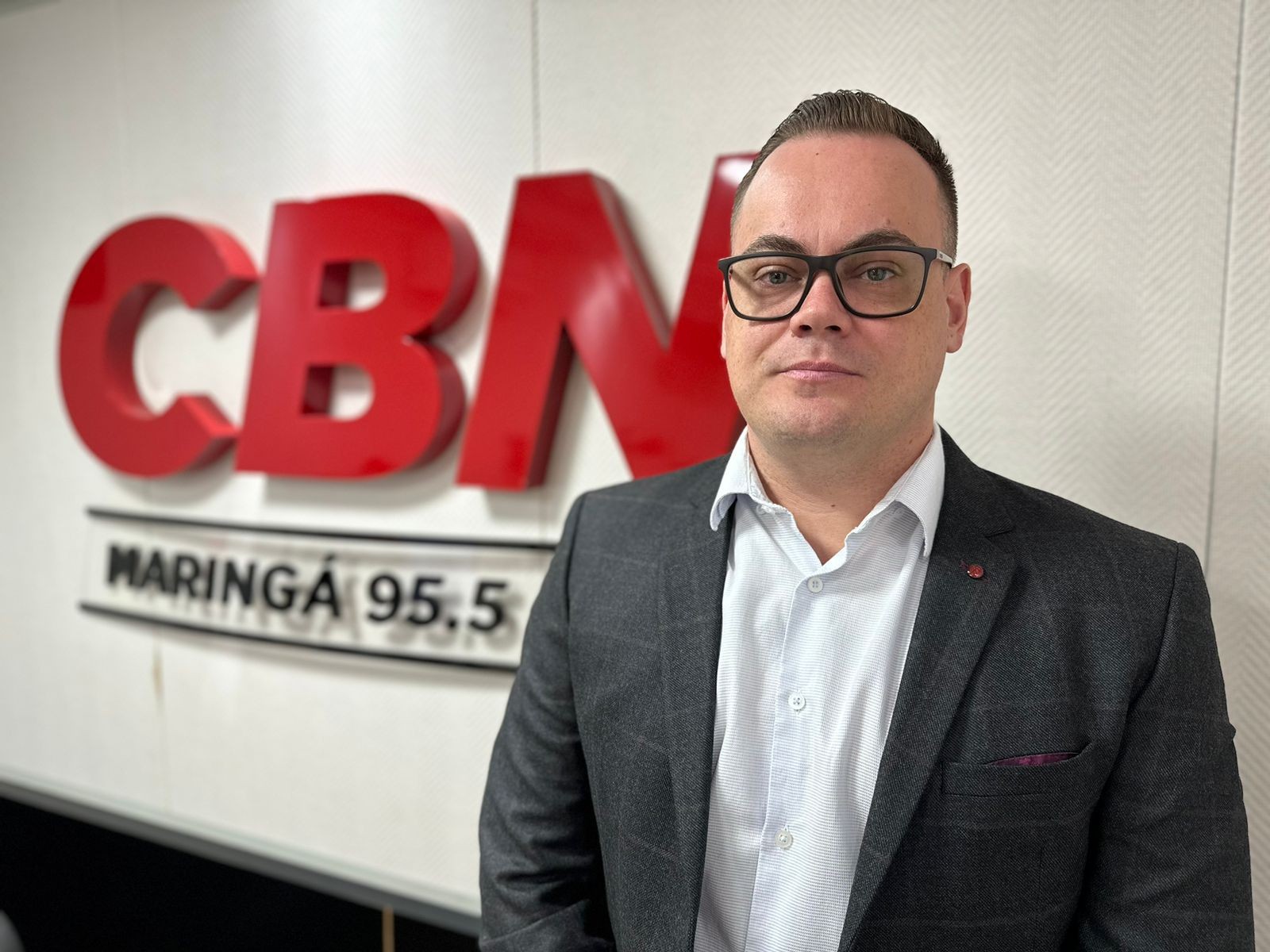 Com golpes financeiros, Brasil perde mais de R$ 25,5 bilhões por ano