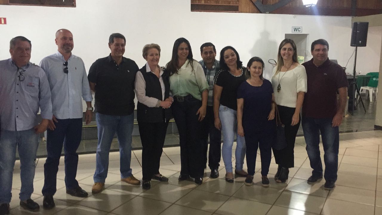 Candidata a vice-presidente em chapa do PSDB elogia cooperativa de Maringá