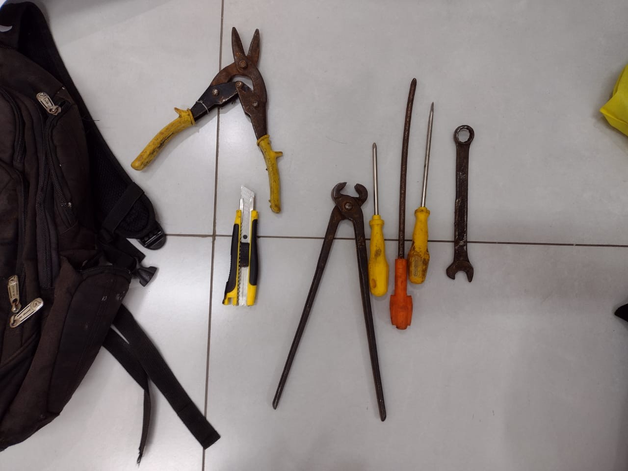 Homem é preso em flagrante furtando fiação de Cmei em Maringá