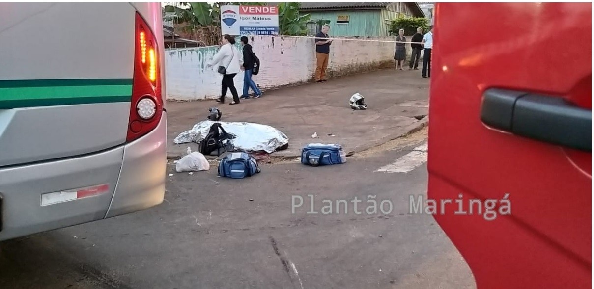 Motociclista morre em acidente com ônibus