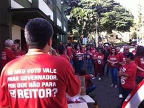 Grupo que pede paridade do voto na UEM quer mudanças nas eleições para reitor