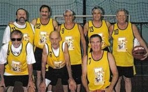 Torneio em Maringá reúne veteranos do basquete que foram ídolos nacionais
