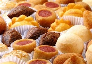 Vereadores de Paiçandu abrem CPI para investigar denúncia de superfaturamento no registro de preços de  doces, salgados e bebidas aprovado pela prefeitura