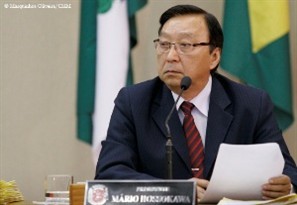 Presidente da Câmara se diz enganado e volta atrás em projeto das casas geminadas