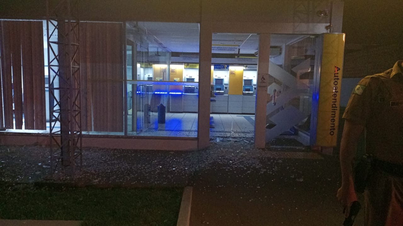 5 suspeitos morrem em confronto com a Polícia Militar