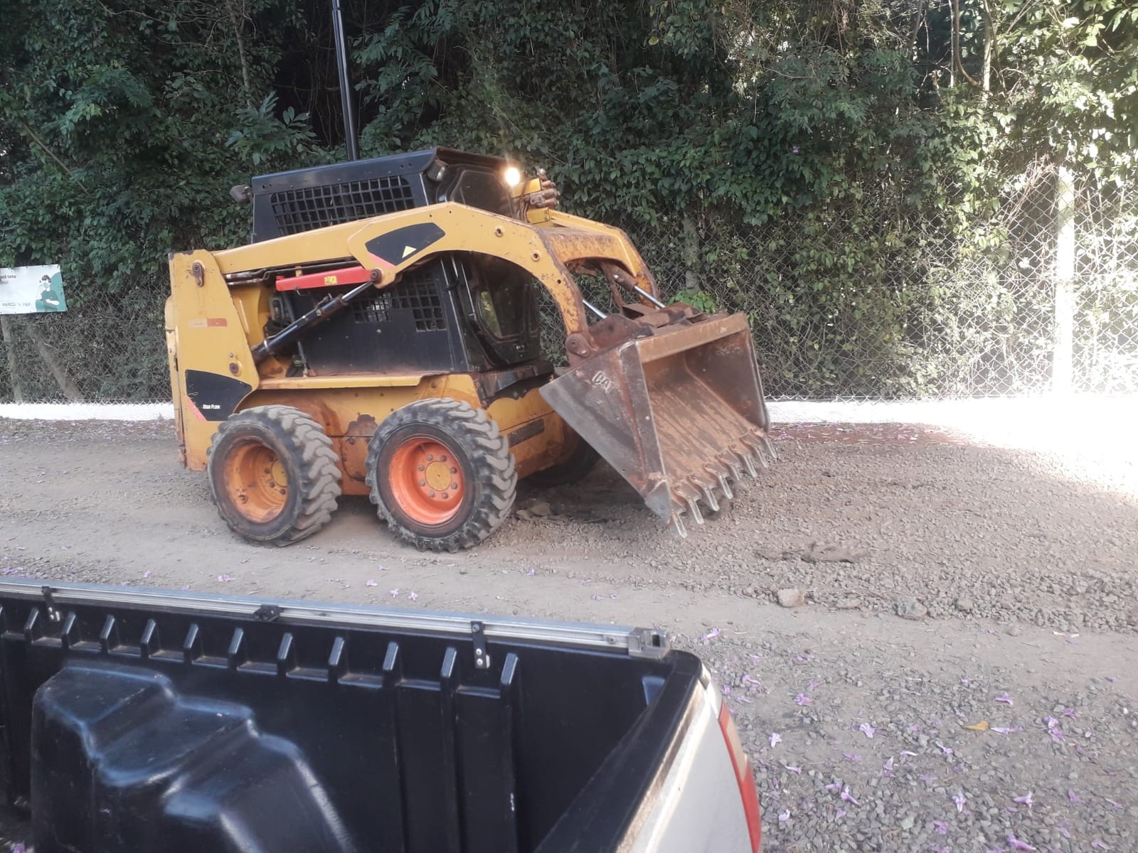 Pista do Parque do Ingá está sendo refeita com asfalto