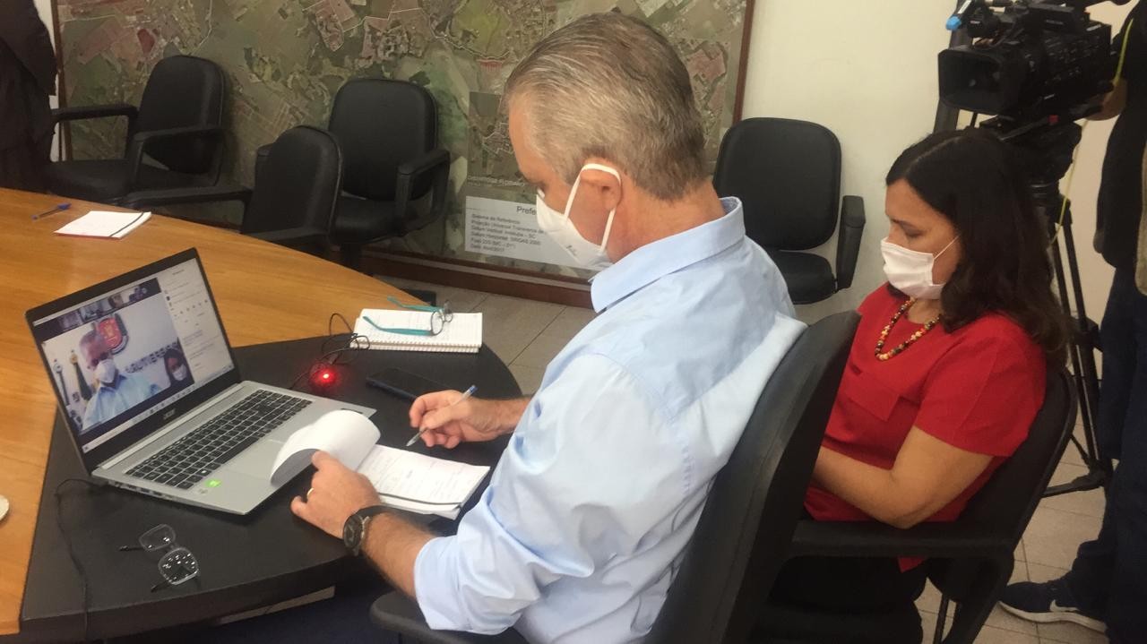 Vacinação contra a Covid-19 deve começar em Maringá na próxima quarta-feira (20)