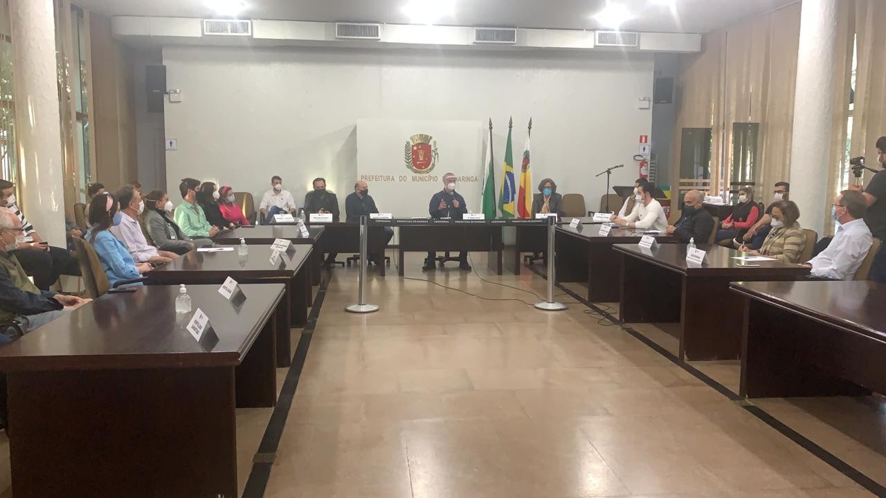 Reunião trata da situação crítica dos hospitais em Maringá