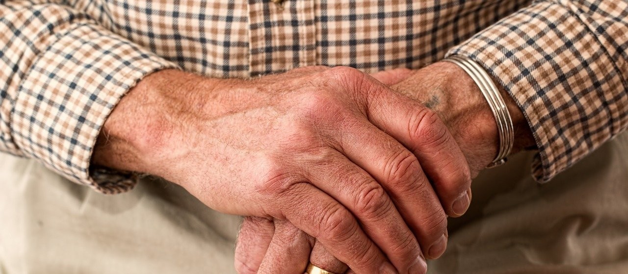 Justiça desclassifica crime de tortura em caso de asilo onde dois idosos morreram