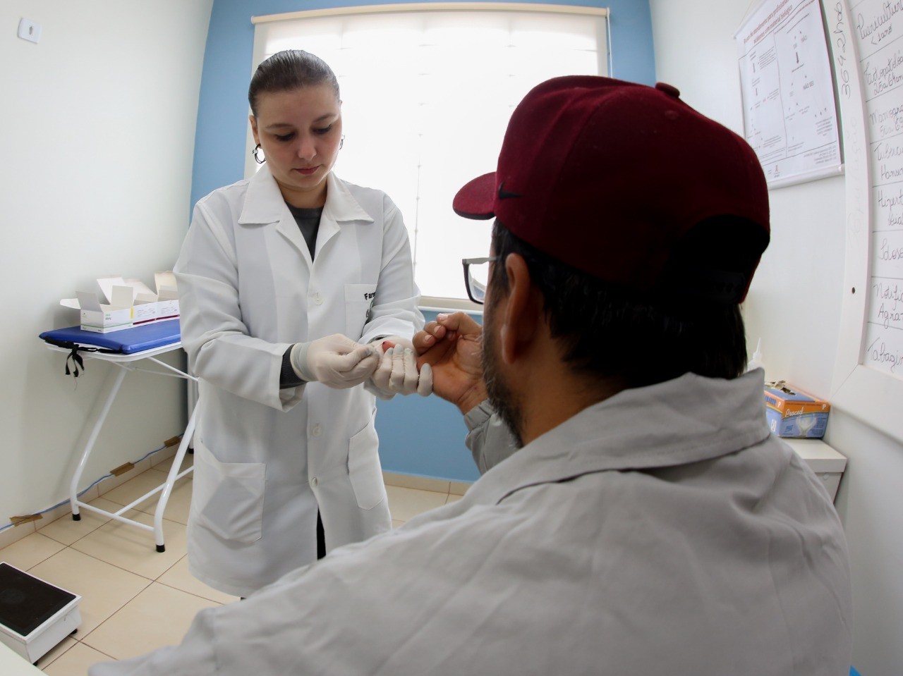 Julho Amarelo marca o mês de prevenção às hepatites virais