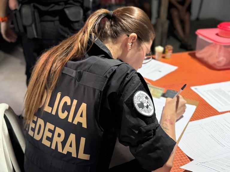 Operação nacional de combate ao abuso sexual de crianças prende suspeito em Maringá