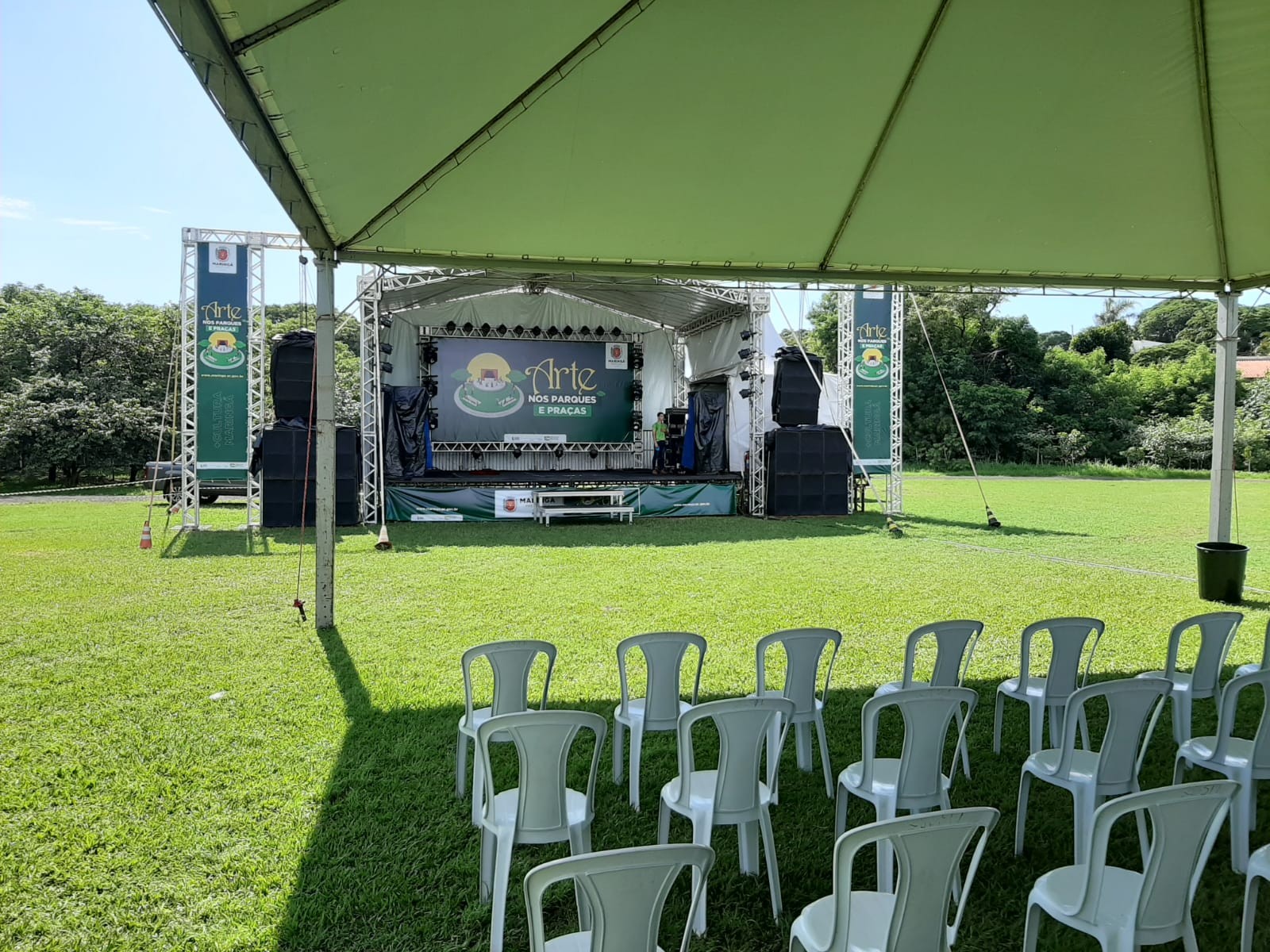 Projeto “Arte nas Praças e Parques” realiza apresentações no Parque Alfredo Nyffeler