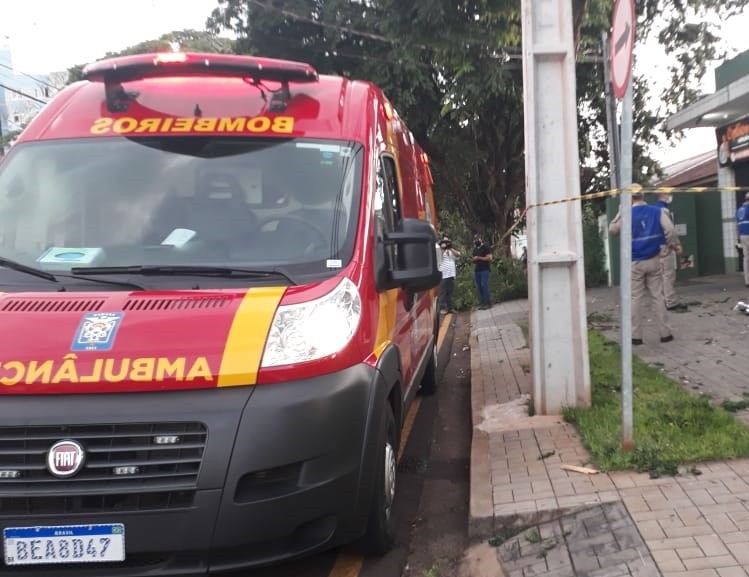 Homem morre ao cair de árvore enquanto realizava poda em Maringá