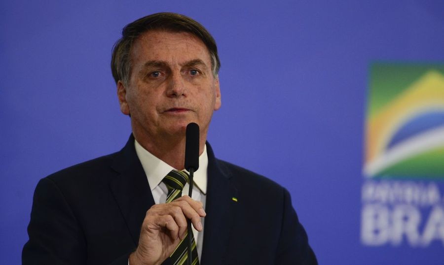 Pesquisa indica que Bolsonaro é favorito em 2022