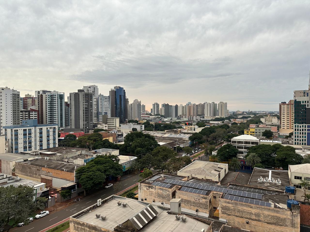 Quinta-feira (5) terá tempo instável e ameno em Maringá; confira previsão