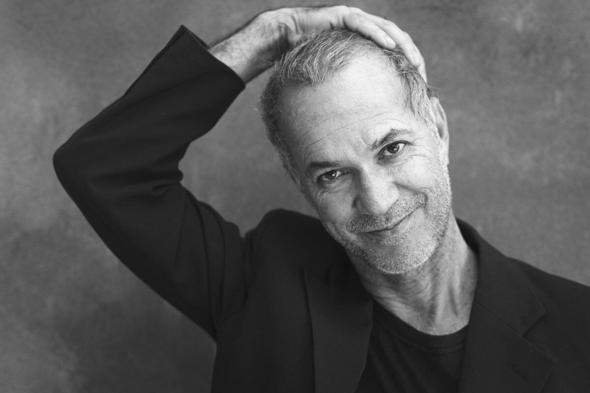 Escritor lança biografia de Belchior em Maringá