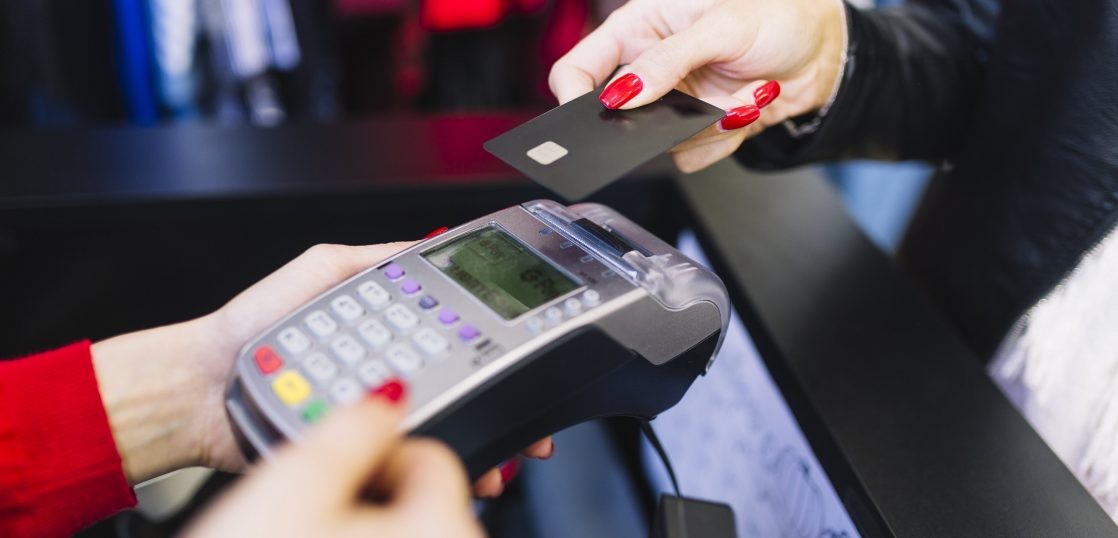 Não se iluda com o dinheiro a mais que vem em dezembro