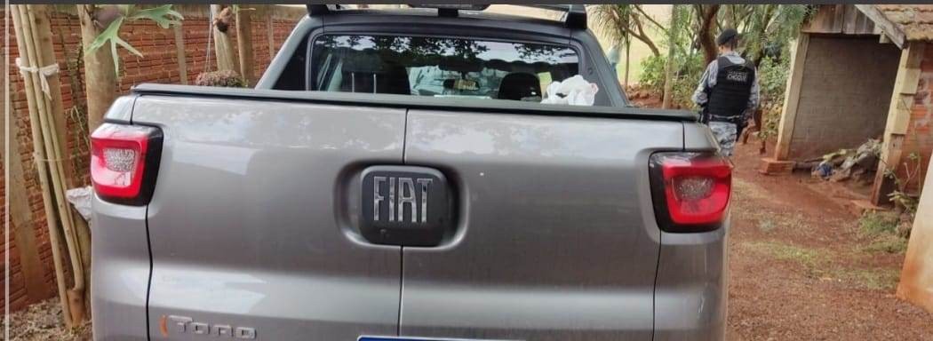 Polícia prende 3 na região de Maringá e recupera caminhonete roubada