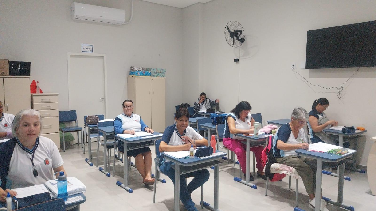 EJA está com matrículas abertas em Maringá