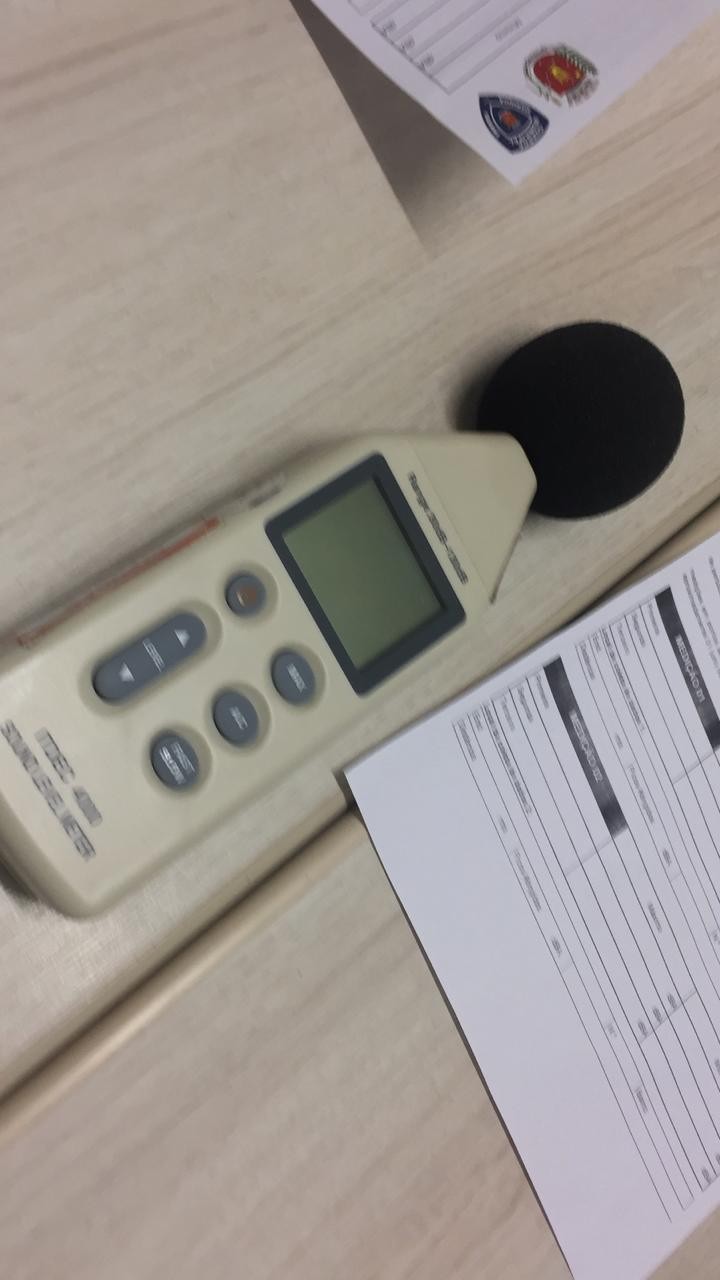 Meio Ambiente recebe denúncia até de galo que canta de madrugada