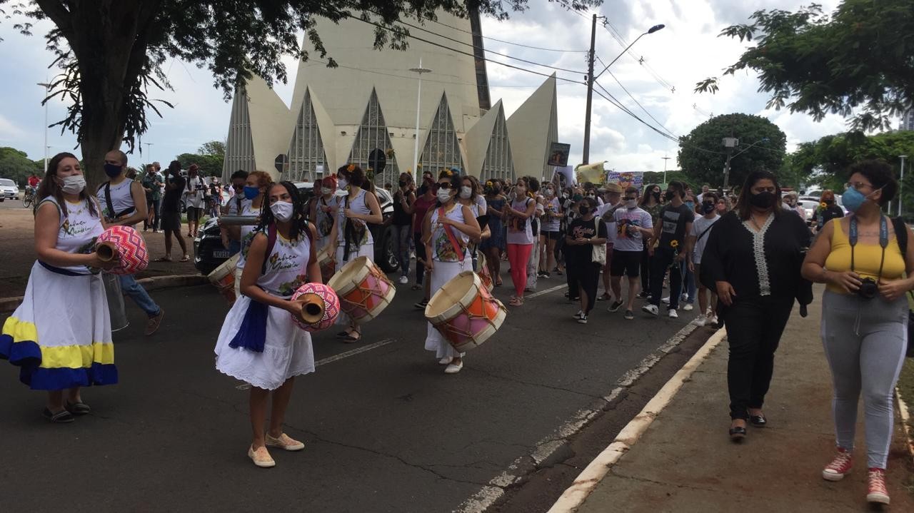 Manifestação contra o feminicídio marca um ano da morte de Magó