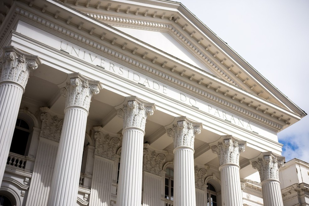 UFPR terá que indenizar candidata por cancelamento de concurso para a Polícia Civil do Paraná