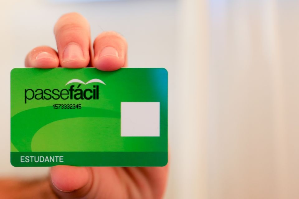 Estudantes têm até 31 de março para o cadastramento do Passe Fácil