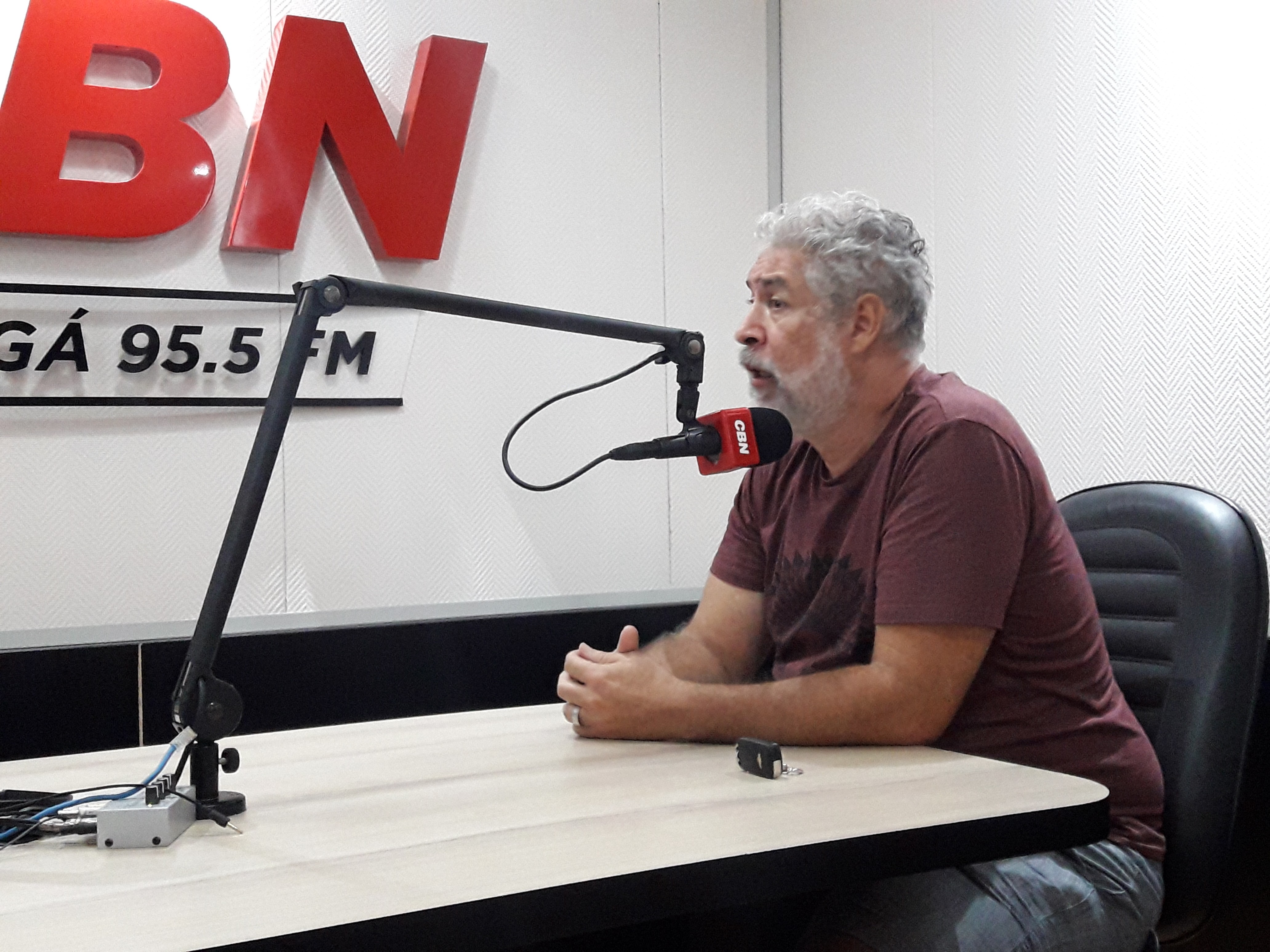 Pai esclarece informações que vêm sendo divulgadas na imprensa