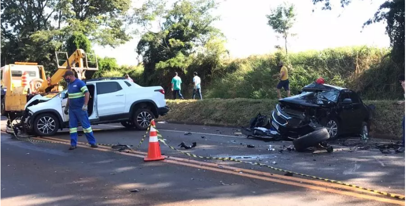 Motorista de 24 anos fica em estado grave após colisão frontal na BR-369