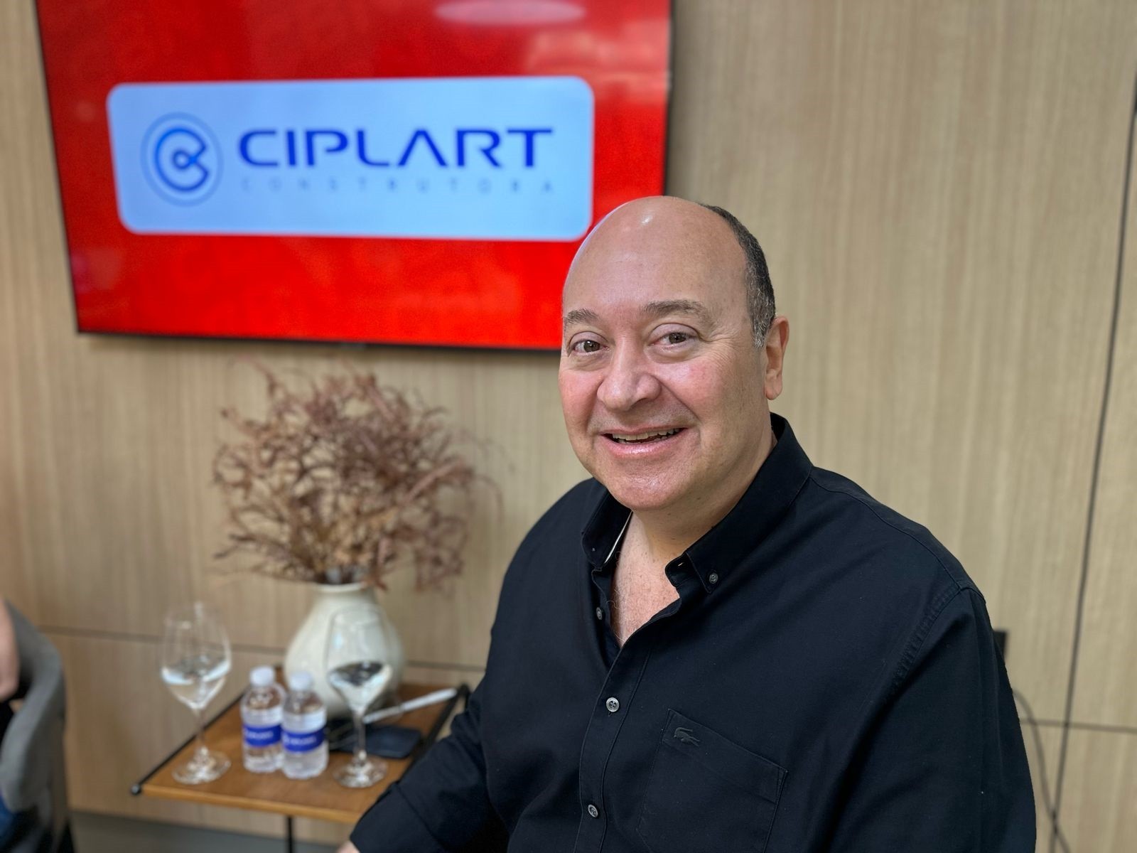 Investidores estrangeiros apostam no mercado imobiliário em Maringá