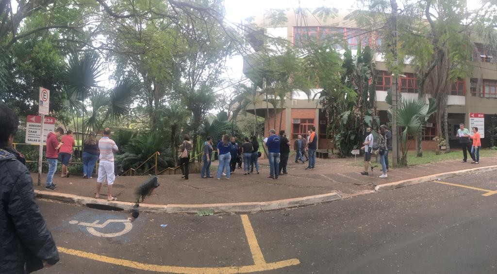 Saiba a função de um analista judiciário neste domingo de eleições