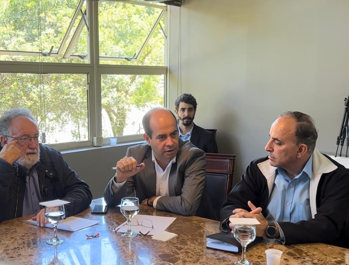 Frente Parlamentar pede suspensão da licitação dos novos pedágios no Paraná