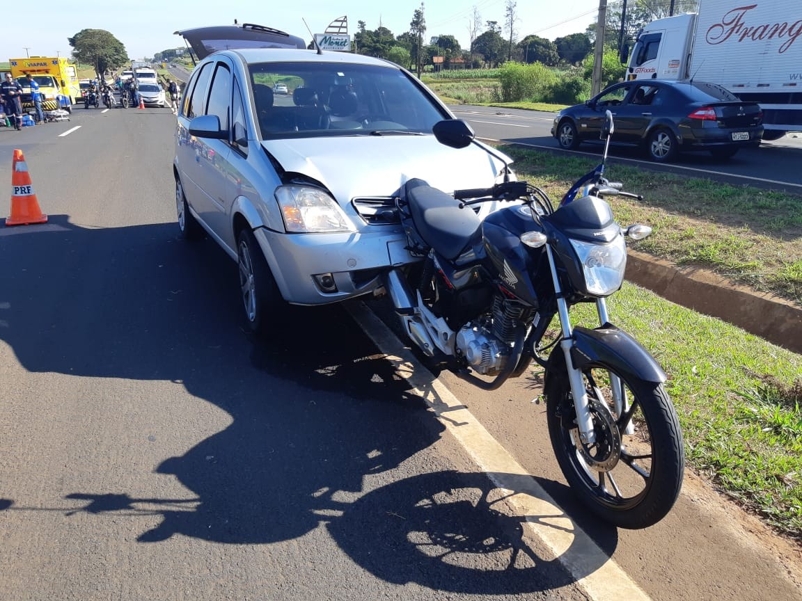 Motociclista fica gravemente ferido em acidente na BR-376