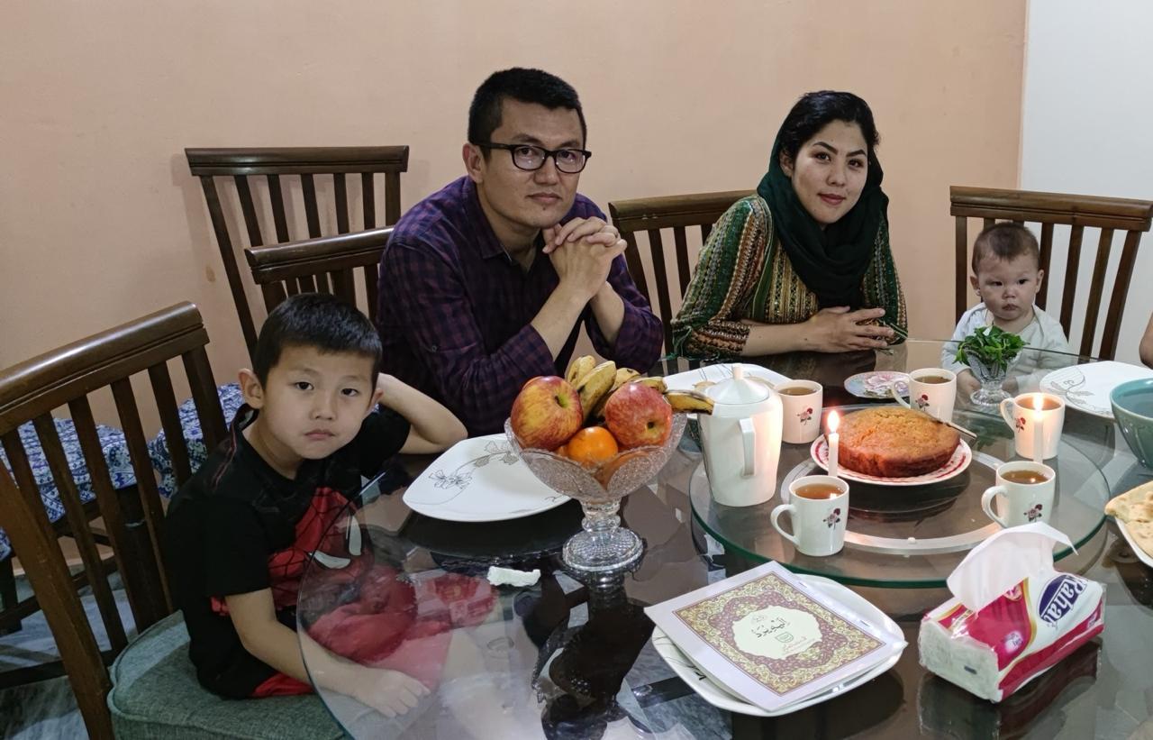 Médicos afegãos escolheram Maringá para refazer a vida