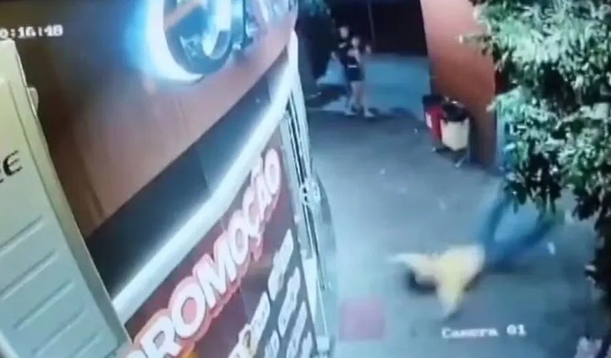 Polícia investiga adolescente que pilotava moto e matou mulher atropelada