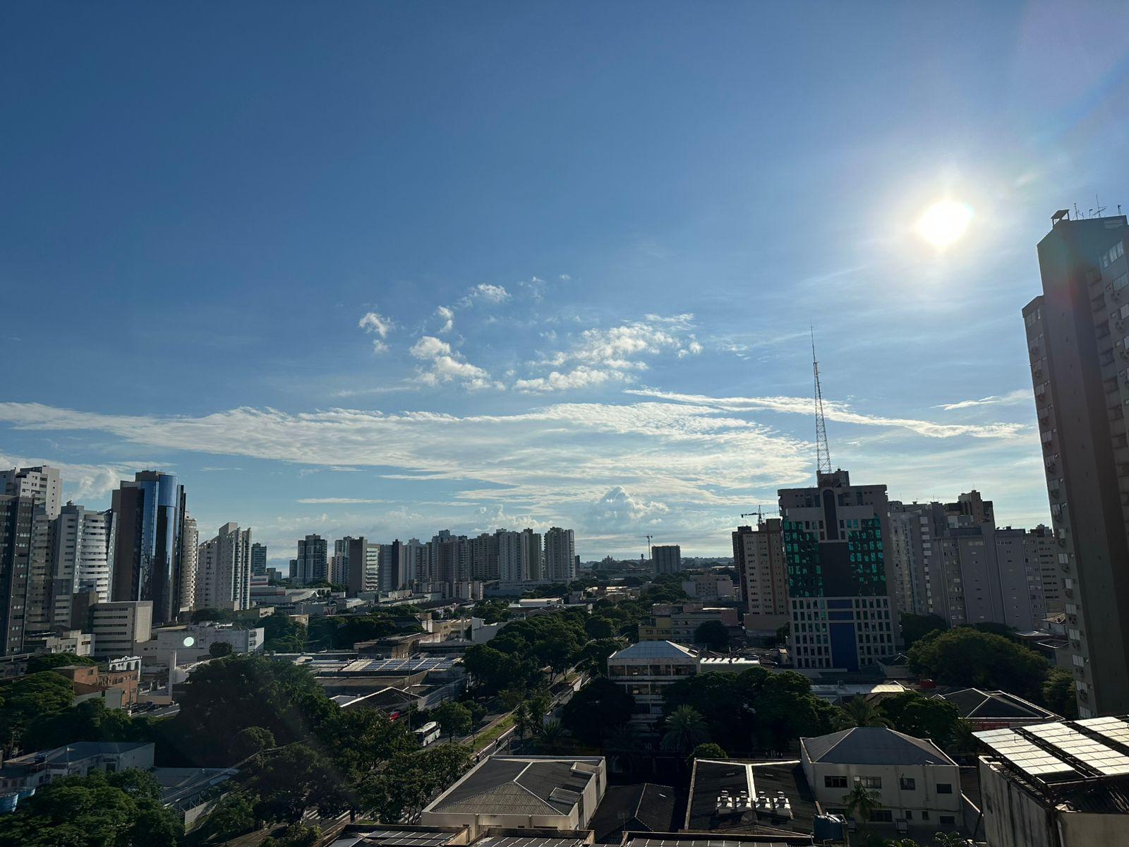 Máxima pode chegar a 32° C em Maringá, com sensação de 35° C
