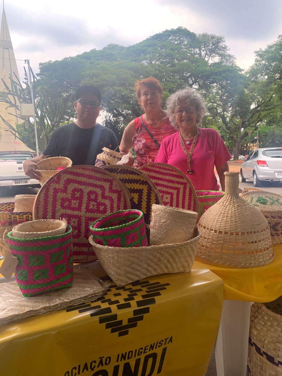 Mostra reúne expositores de 8 municípios com produtos que levam história